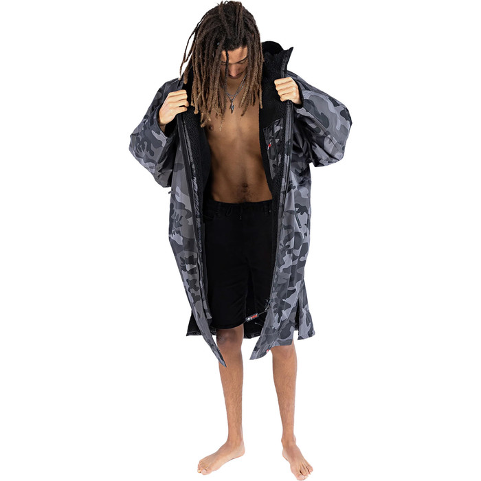 2024 Dryrobe Advance Langarmshirt Wechsel Robe V3 DR104 - Black Camo / Black